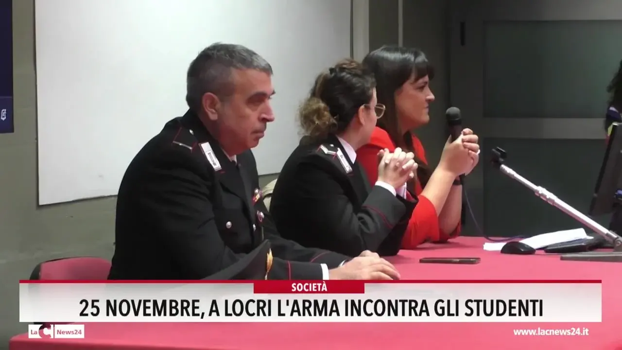 25 novembre, a Locri l'Arma incontra gli studenti