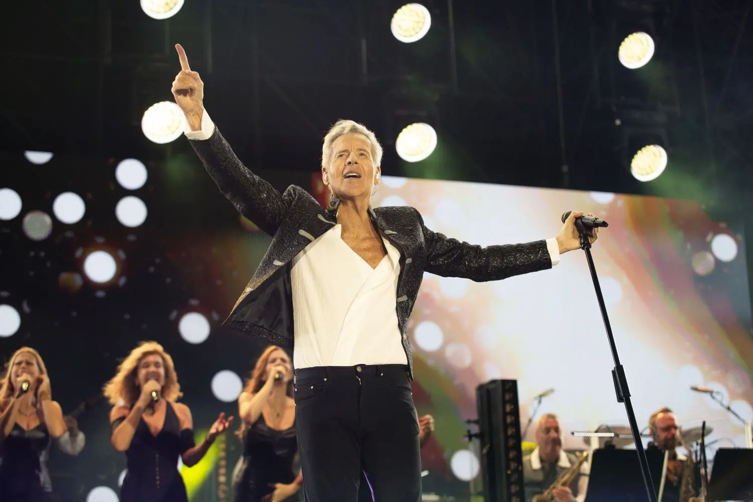 “Piano di volo – Solo Tris”: tutti sold out i nove concerti in Calabria di Claudio Baglioni, si parte il 27 novembre\n