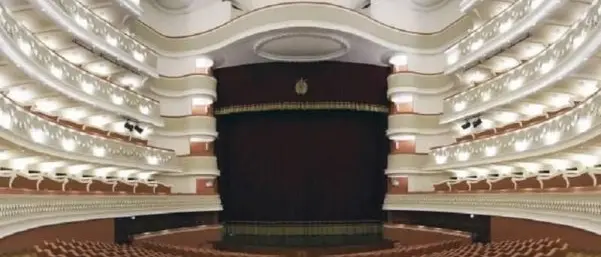 La prosa, la musica e il gran ritorno della lirica: sale l’attesa per la nuova stagione del Politeama a Catanzaro