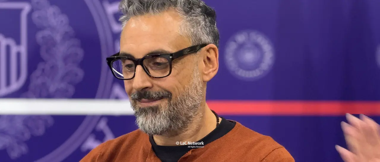 Cosenza saluterà il nuovo anno con Brunori: «Un ritorno bellissimo, sarà un concerto super divertente»\n