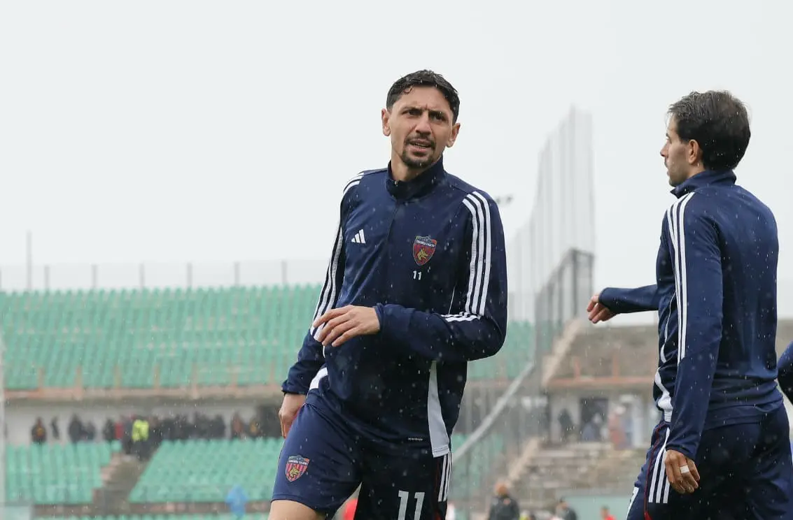 Cosenza D’Orazio indica la squadra: «Siamo una squadra vera»