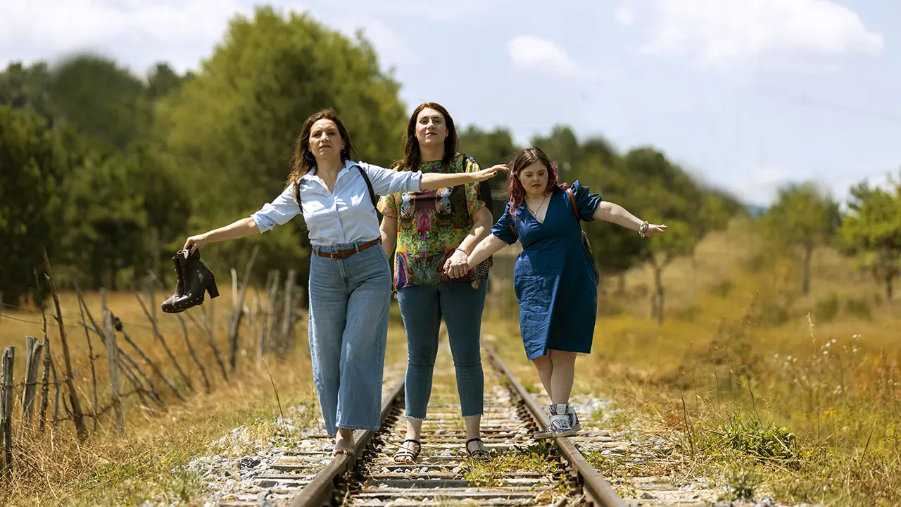 “In Viaggio con Lei”: il film del regista cosentino Gianluca Gargano proiettato nel carcere di Castrovillari\n