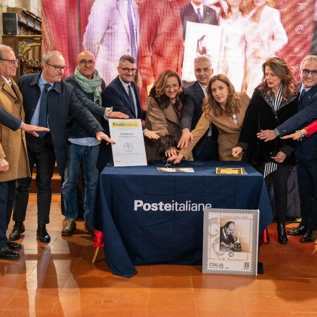 Annullo filatelico per Spadafora, l’Abbazia celebra il maestro orafo\n