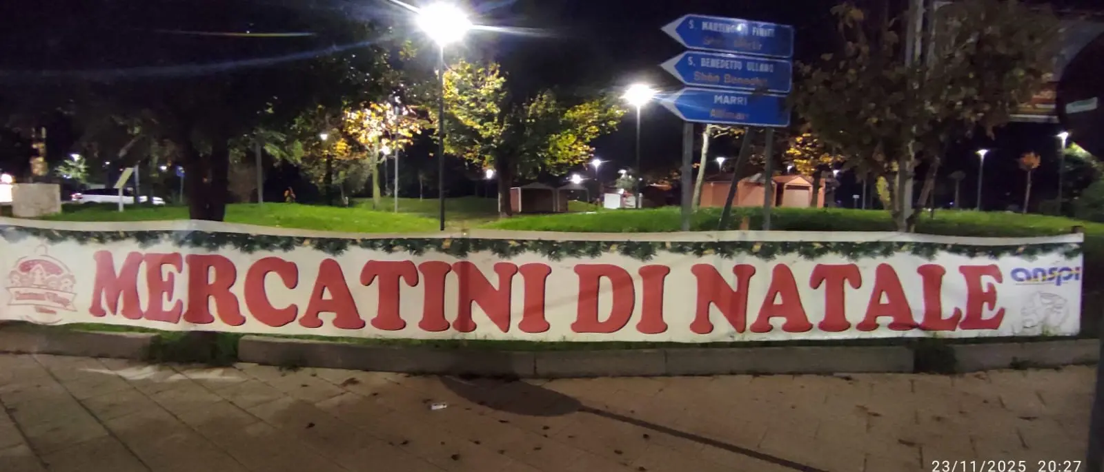 A Taverna la villa comunale diventa un magico Christmas Village 2025\n