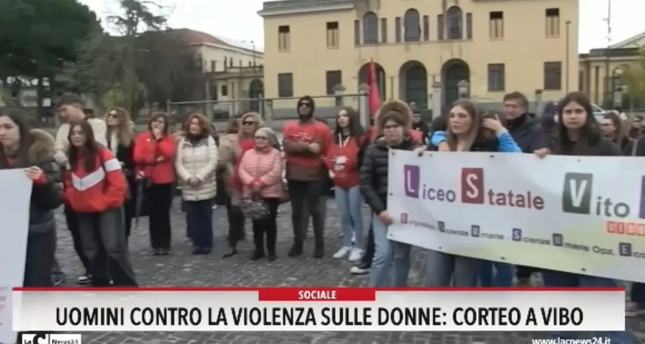 Uomini contro la violenza sulle donne: corteo a Vibo
