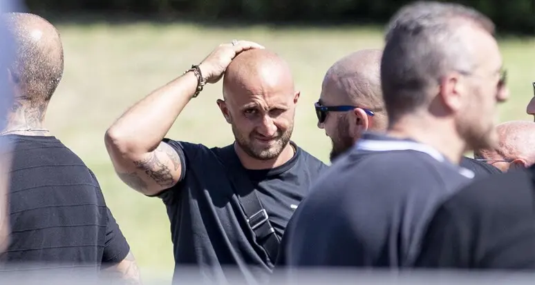 Traffico di droga a Milano, chiesti 20 anni per il capo ultrà del Milan Lucci e pene pesanti per i narcos calabresi – NOMI\n