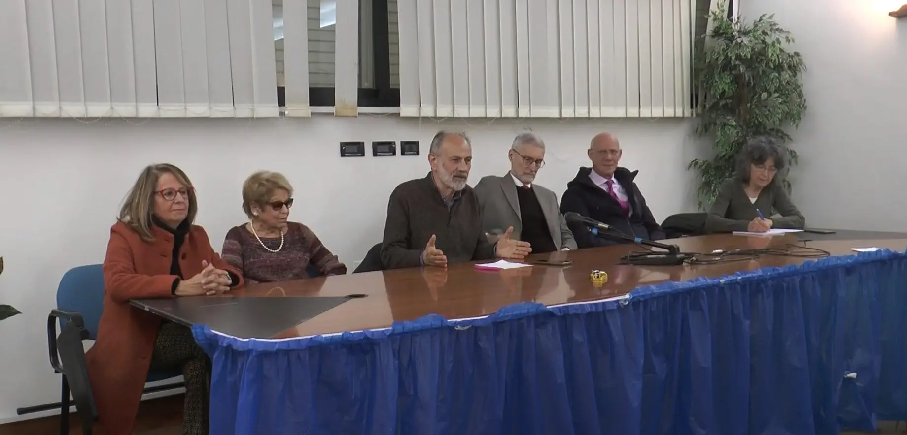 Ospedale di Castrovillari, analisi tumorali bloccate da 18 mesi: nessuno interviene, ci pensano le associazioni\n