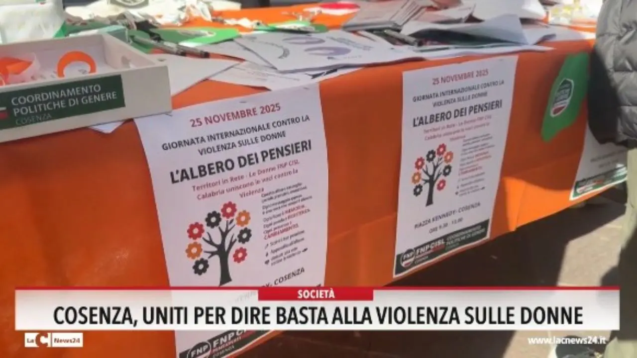 Cosenza, uniti per dire basta alla violenza sulle donne