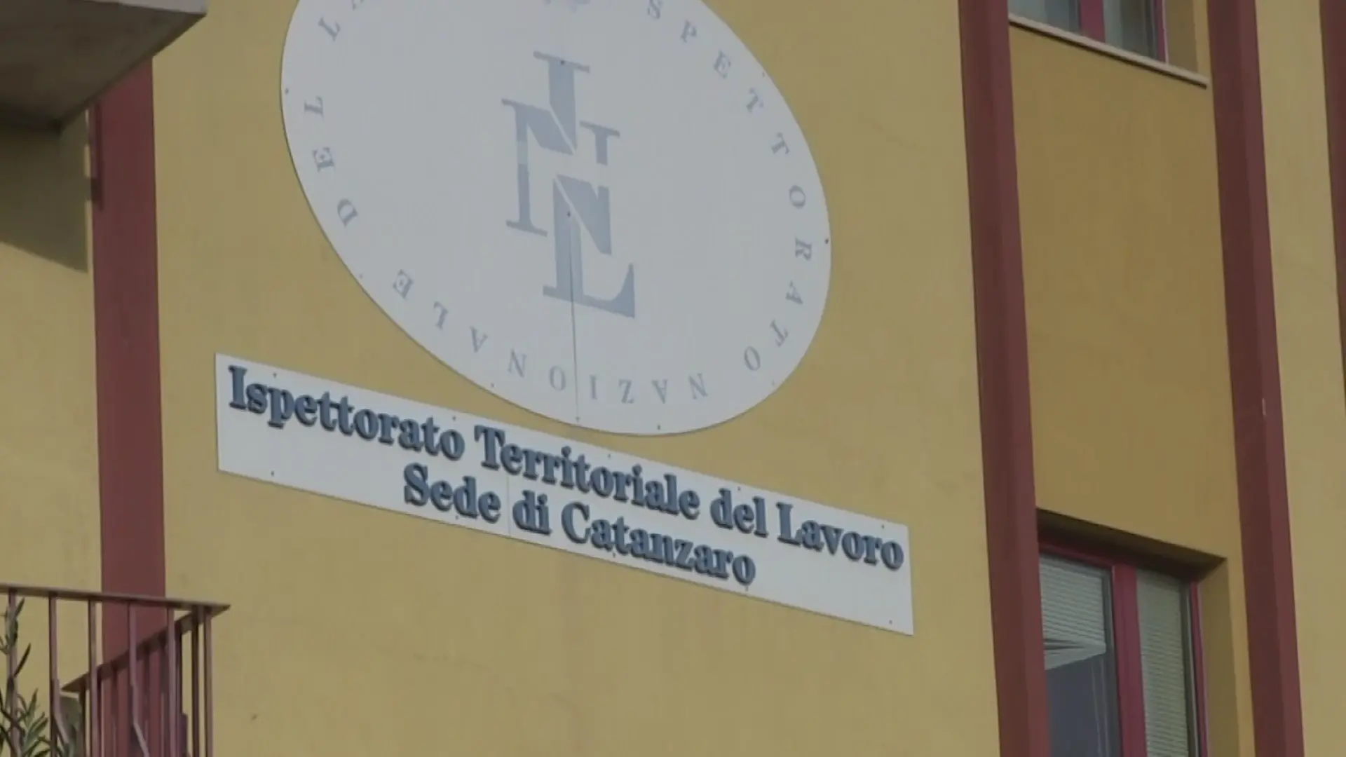 Morti sul lavoro, ispettori in piazza a Catanzaro: «Manca il personale, qui sono solo 18. Servono incentivi dal Governo»\n\n\n