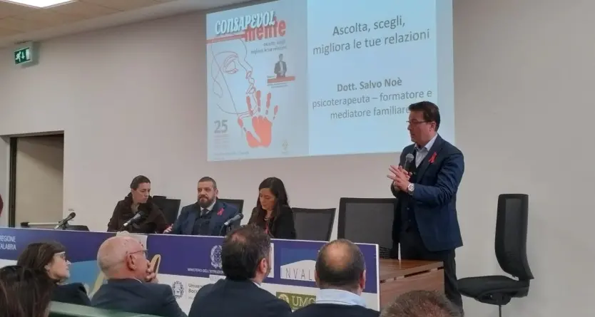 Violenza sulle donne, alla Regione l’evento ConsapevolMente: «Fenomeno che riguarda l’intera comunità»\n