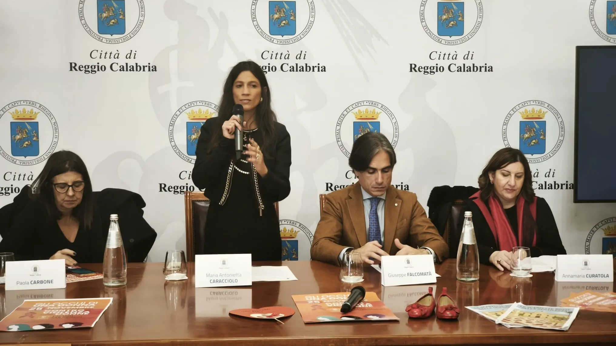 Reggio, il mondo della cultura incontra la scuola con \"Gli occhi di una donna\": così la città educa al rispetto fin dalla tenera età\n