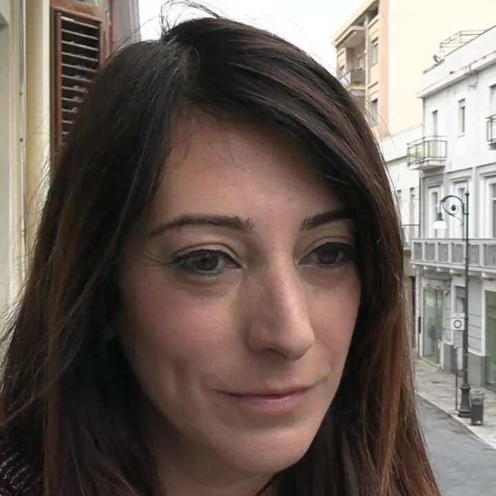 «Aveva giurato che mi avrebbe ucciso»: sopravvissuta alla furia dell'ex, oggi Emanuela racconta la sua rinascita