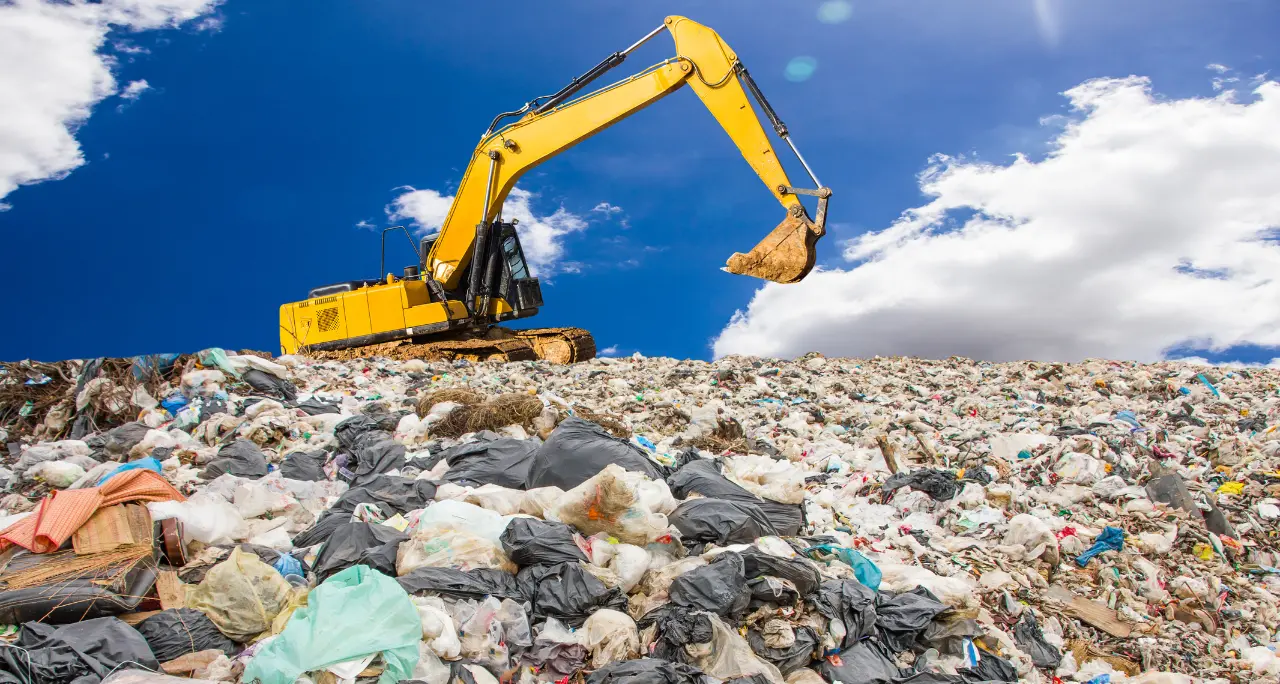 Regione Calabria, al via la maxi-bonifica delle ex discariche: emanato il decreto da 49,7 milioni\u00A0\n