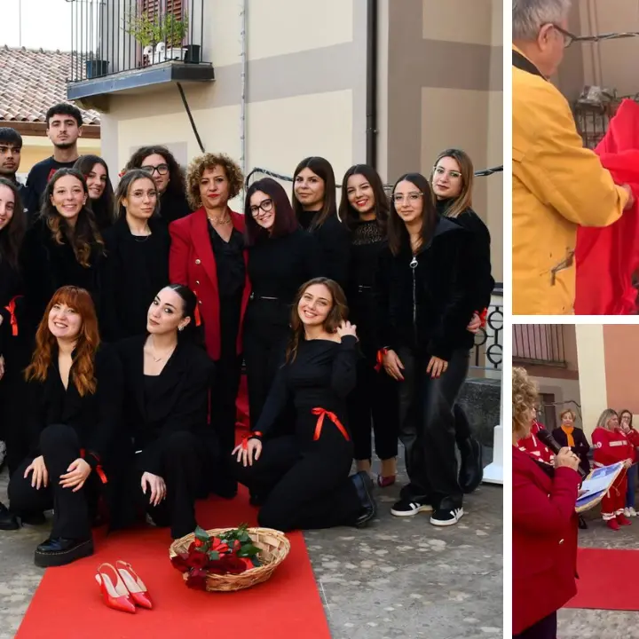 Nicotera dedica una scalinata alle donne vittime di violenza,\u00A0inaugurata anche una panchina rossa