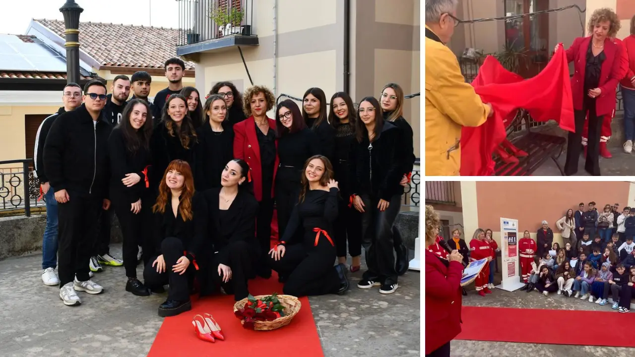 Nicotera dedica una scalinata alle donne vittime di violenza,\u00A0inaugurata anche una panchina rossa