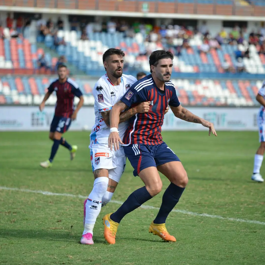 Cosenza-Caporale: trovato l’accordo per il rinnovo del difensore