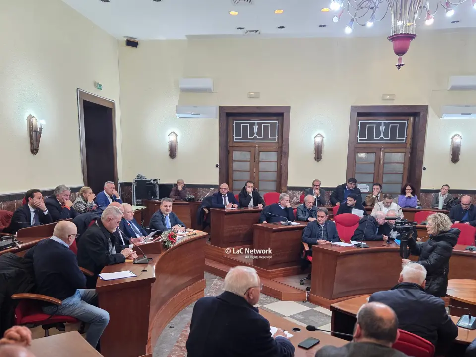 Sanità vibonese, esplode la protesta dei sindaci e Romeo suona la carica: «Andiamo tutti da Occhiuto»