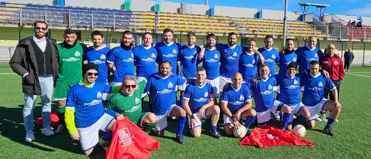 Calcio, gli architetti vibonesi raggiungono la finale nella Conference League delle Professioni ma perdono ai rigori contro i veterinari pugliesi\n