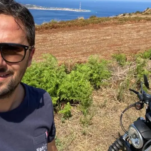 Scilla ricorda Pietro Bellantoni:\u00A0una targa e un ulivo in memoria del giornalista scomparso due anni fa