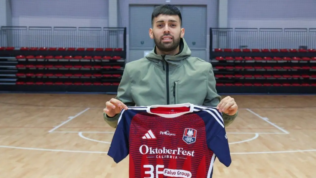 Futsal, colpo della Pirossigeno Cosenza: arriva in rossoblù il vice campione del mondo Kevin Arrieta\n
