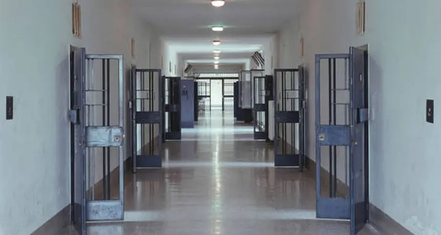 Ingiuste detenzioni, nel 2025 record di risarcimenti a Reggio Calabria (5,5 milioni) e Catanzaro (4,3 milioni)\n