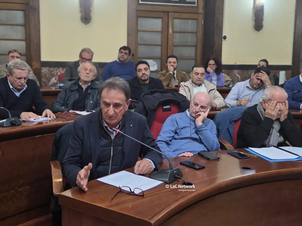 Futuro incerto per gli ospedali di Serra e Tropea, i sindaci Barillari e Porcelli (Drapia) incalzano l’Asp: «Vogliamo garanzie»