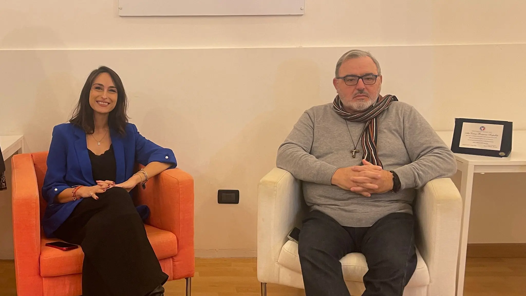 Un Natale che include, accoglie e restituisce futuro: Piazza De Nava diventa il cuore pulsante dell’autismo\n\n\n