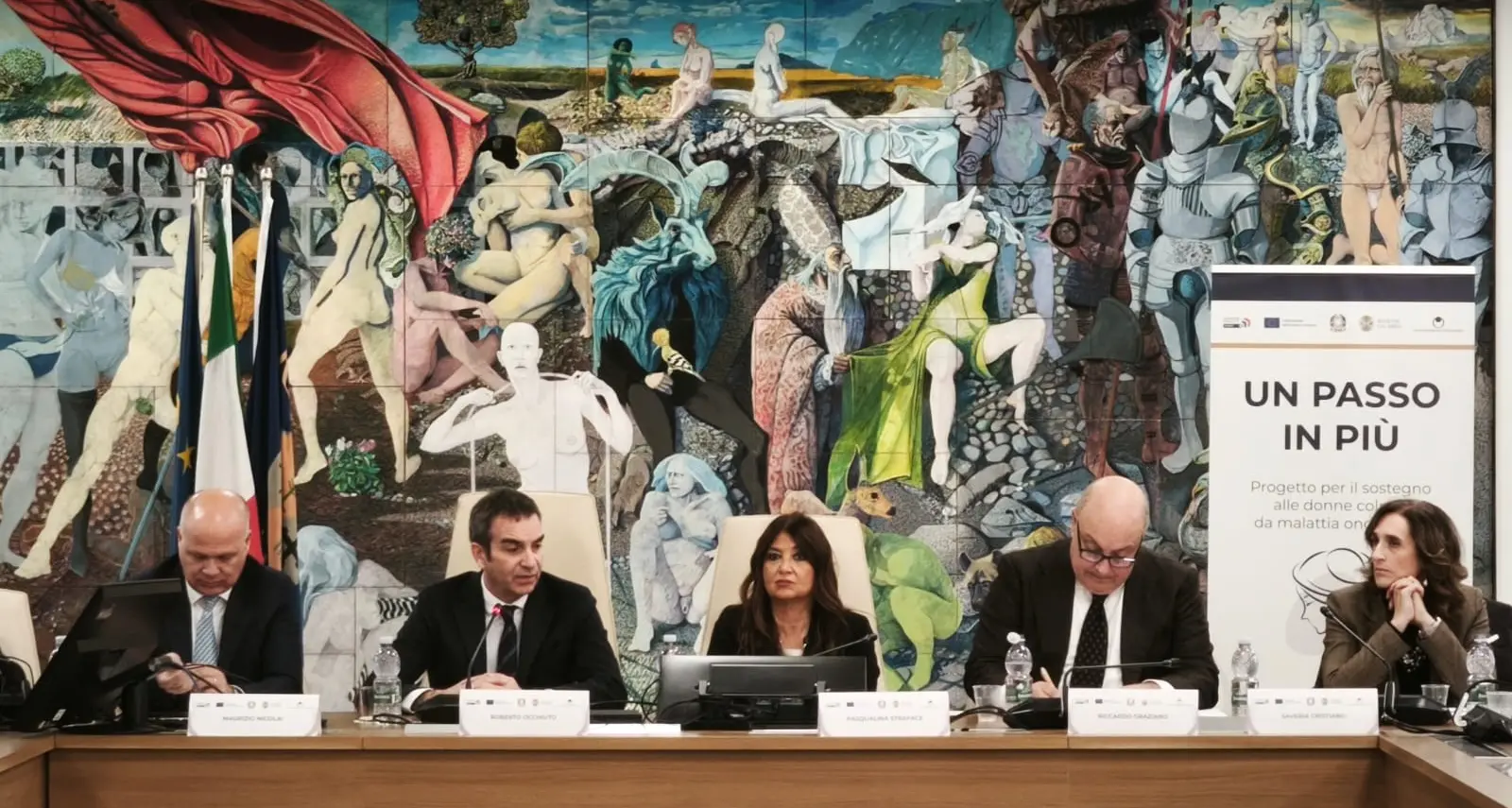 “La Regione c’è”: bando da 3 milioni per le donne colpite da tumore. Straface: «Una diagnosi non può diventare una condanna economica»\n