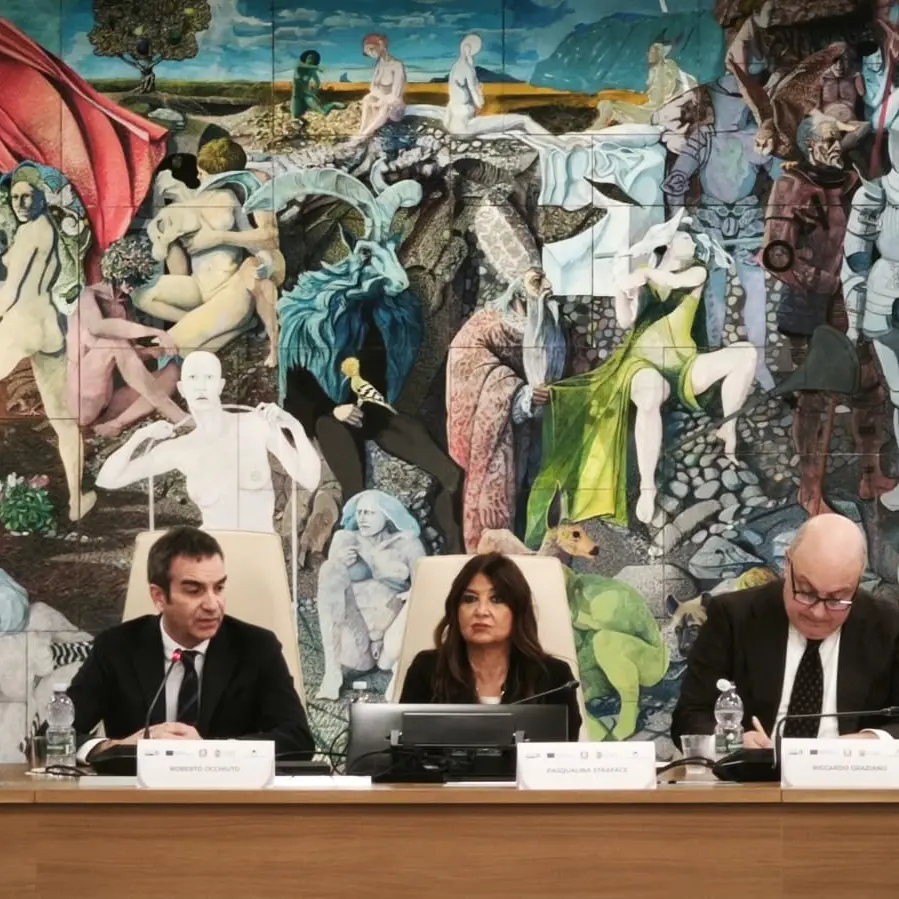 “La Regione c’è”: bando da 3 milioni per le donne colpite da tumore. Straface: «Una diagnosi non può diventare una condanna economica»\n