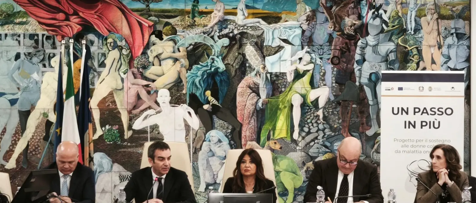 “La Regione c’è”: bando da 3 milioni per le donne colpite da tumore. Straface: «Una diagnosi non può diventare una condanna economica»\n