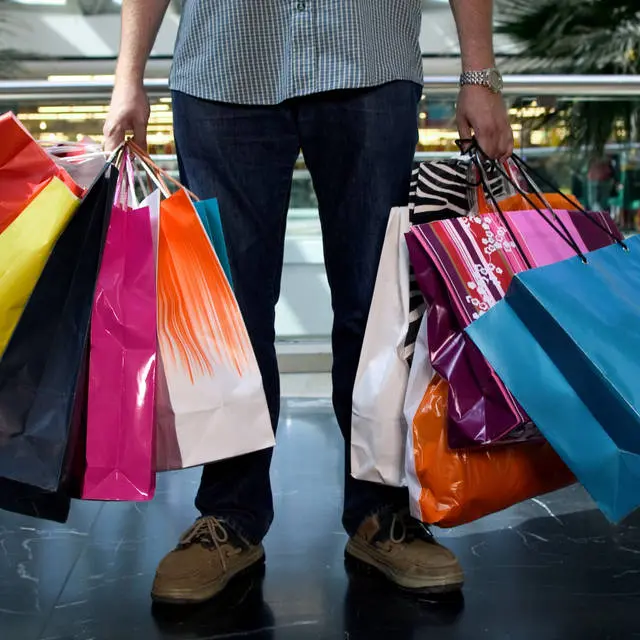 Il Black Friday sfonda anche in Calabria: acquisti per il 60% dei consumatori con una spesa media di 225 euro\u00A0\n
