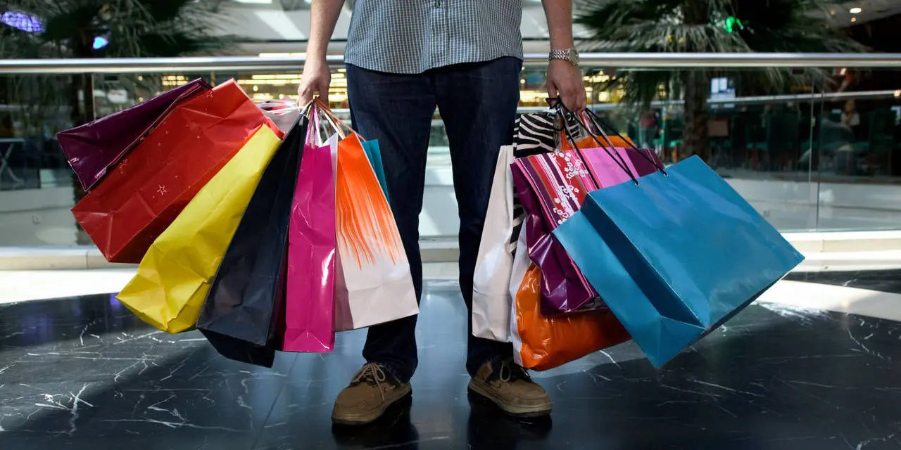 Il Black Friday sfonda anche in Calabria: acquisti per il 60% dei consumatori con una spesa media di 225 euro\u00A0\n