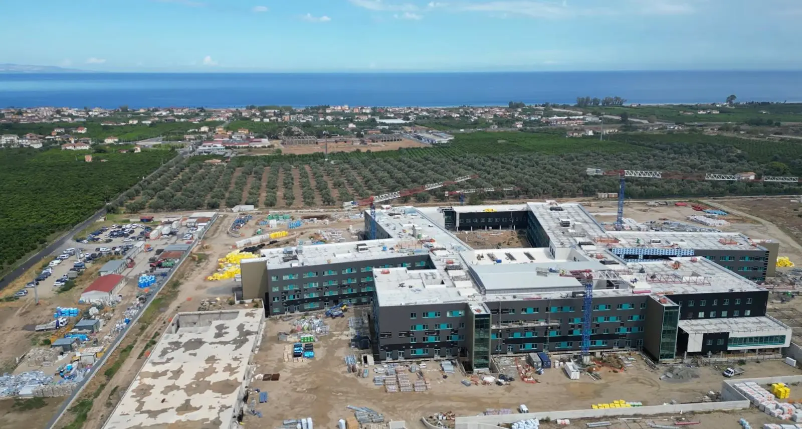 L’ospedale della Sibaritide ancora non c’è e già rischia di perdere un pezzo: non si parla più di Medicina nucleare\n