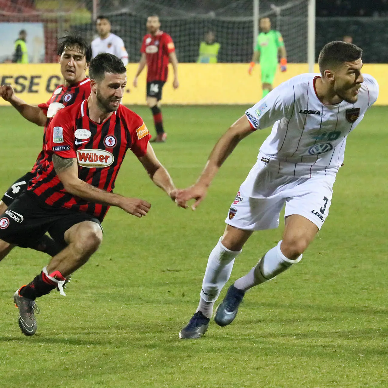 Cosenza a Foggia per restare in alto: lo “Zaccheria” però è quasi un tabù
