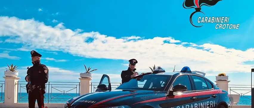 Racket su un locale a Cirò Marina,\u00A0chiesti 300 euro al mese e consumazioni gratis:\u00A0arrestato 22enne\n