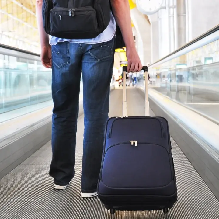 Calabria 2050: nascite col contagocce, meno laureati e intere aree fantasma