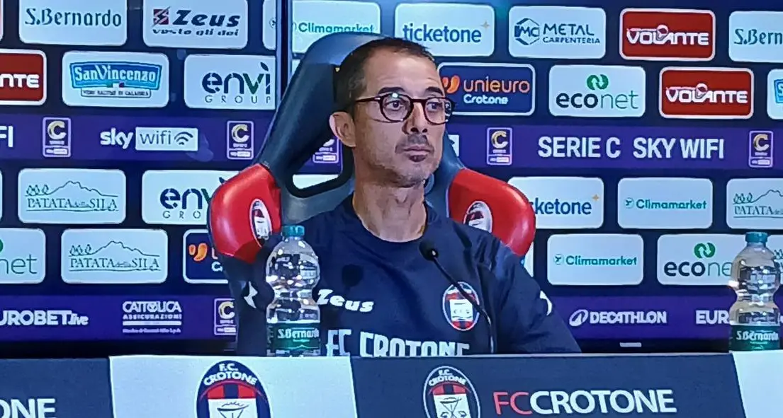 Verso Crotone-Giugliano, Longo:\u00A0«Dobbiamo sfruttare tutte le nostre qualità»\n