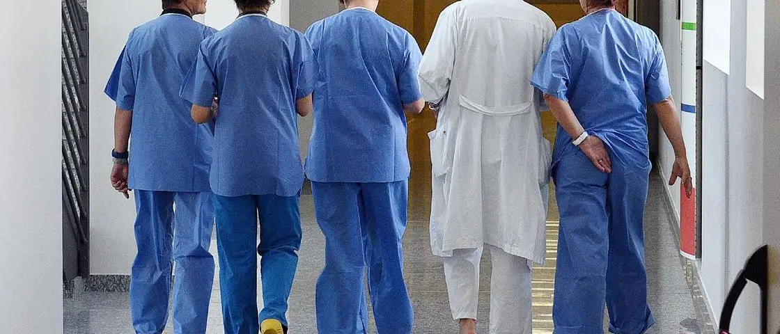 iGreco Ospedali Riuniti assume venti infermieri in Calabria: contratti a tempo indeterminato\n