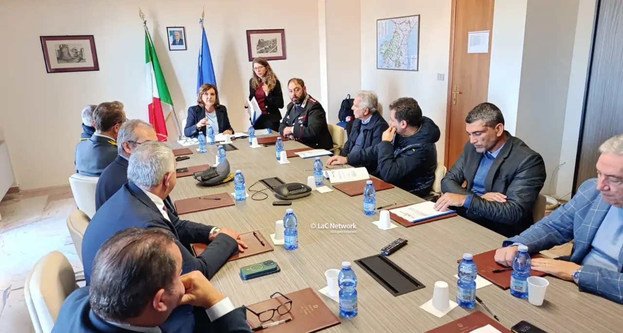 Firmato a Vibo il protocollo antimafia per il turismo: «Per le nuove attività controlli a tappeto e non più a campione»\n