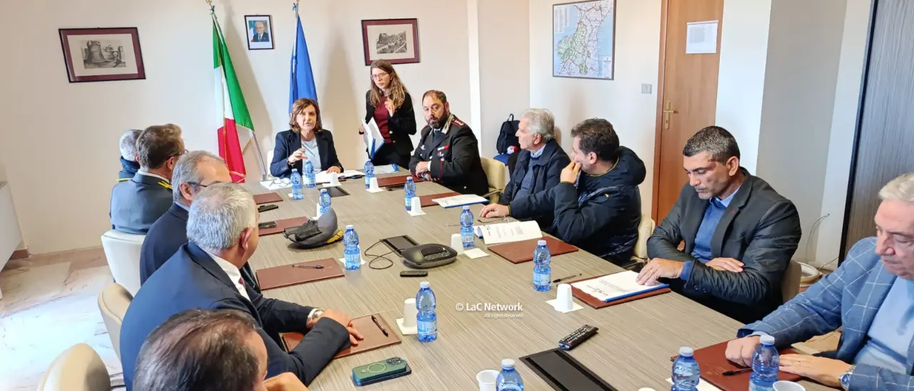 Firmato a Vibo il protocollo antimafia per il turismo: «Per le nuove attività controlli a tappeto e non più a campione»\n