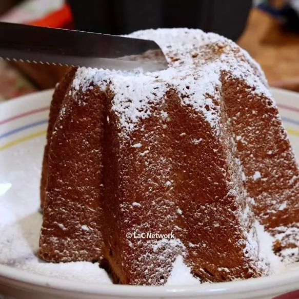 Il pandoro al bergamotto, con LaC Storie viaggio nella cucina di nonna Anna
