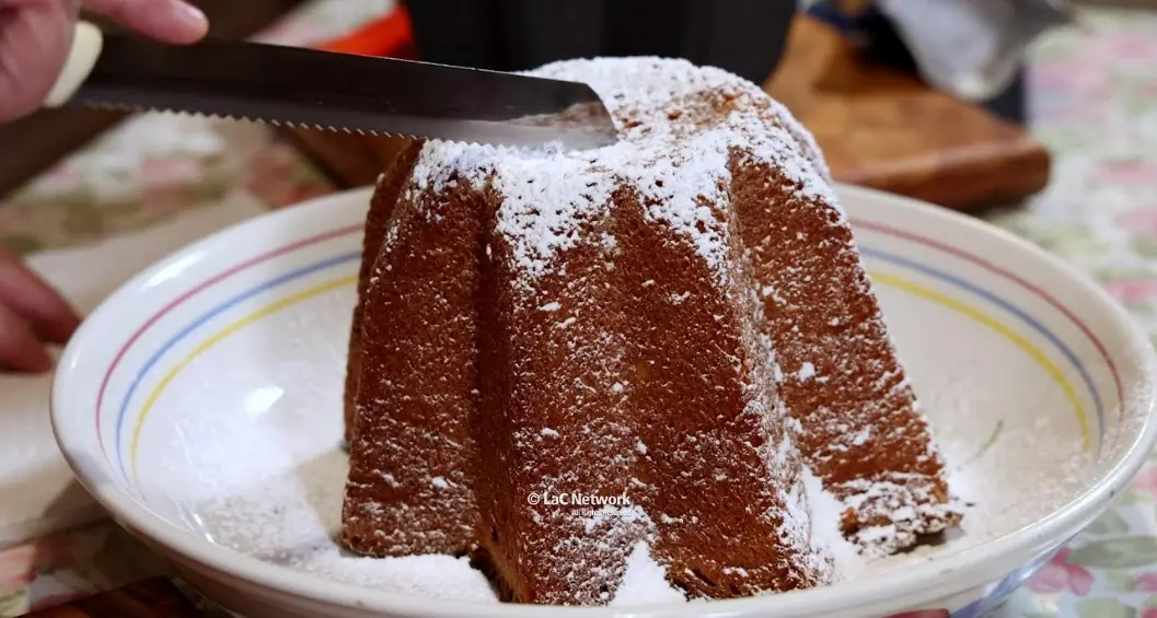 Il pandoro al bergamotto, con LaC Storie viaggio nella cucina di nonna Anna
