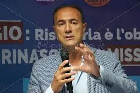 Regione, Giannetta: «Noi al governo per risolvere i problemi, unico a prendere in giro i calabresi è Tridico»\n