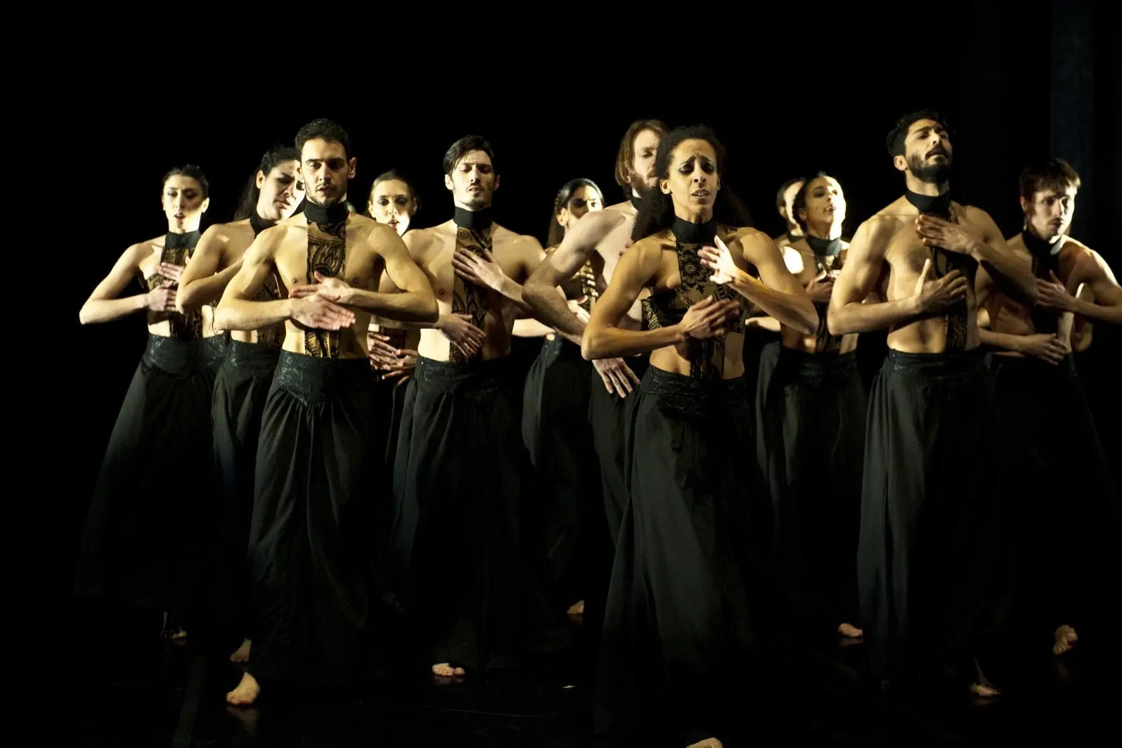 Danza, rito e visioni contemporanee: al Palacultura di Rende gli spettacoli\u00A0Wolf Spider\u00A0e Stabat Mater\n