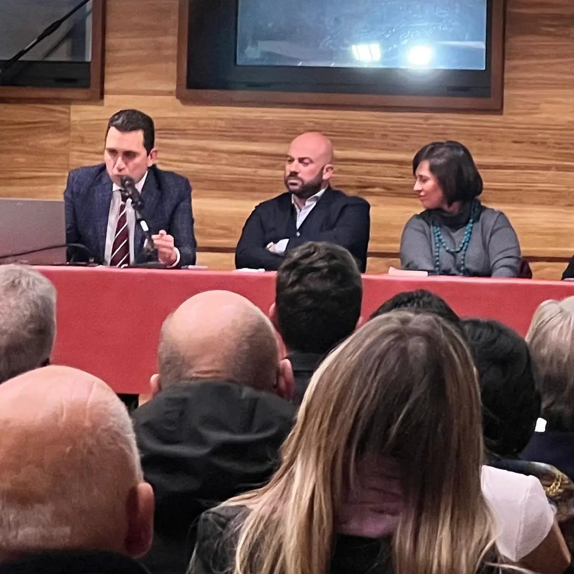 A Cosenza la sanità del futuro è già realtà: storia, tecnologia e formazione ridisegnano il volto dell’Annunziata\n