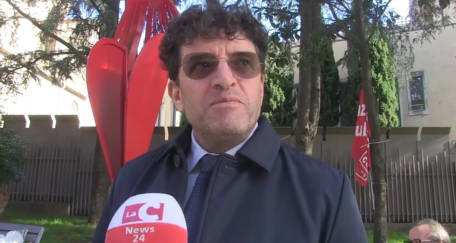 Decine di opere stipate in laboratorio: Loreti chiede alla sua Catanzaro uno spazio espositivo