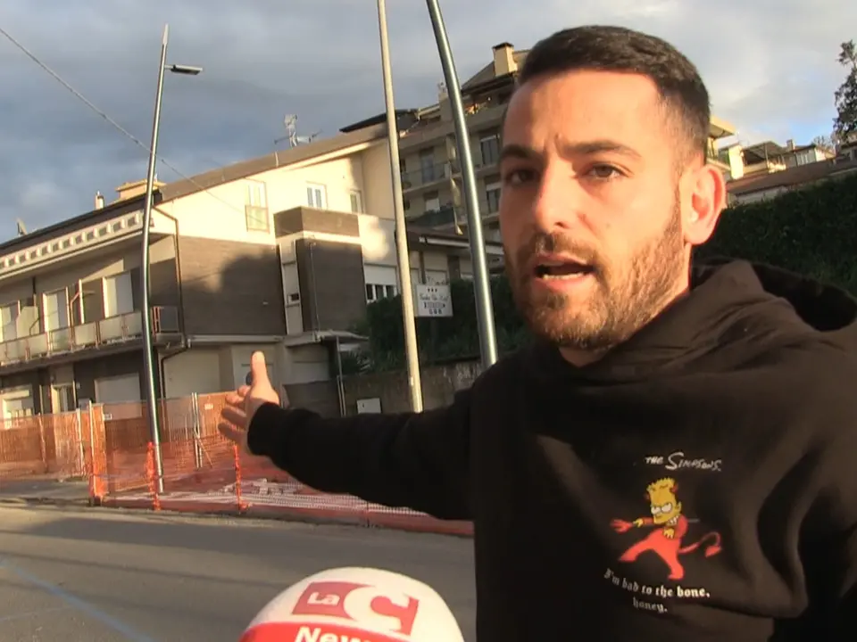 Vibo, un Natale da “prigionieri” per i commercianti di via De Gasperi: strada chiusa da sette mesi, affari a picco e infrazioni folli