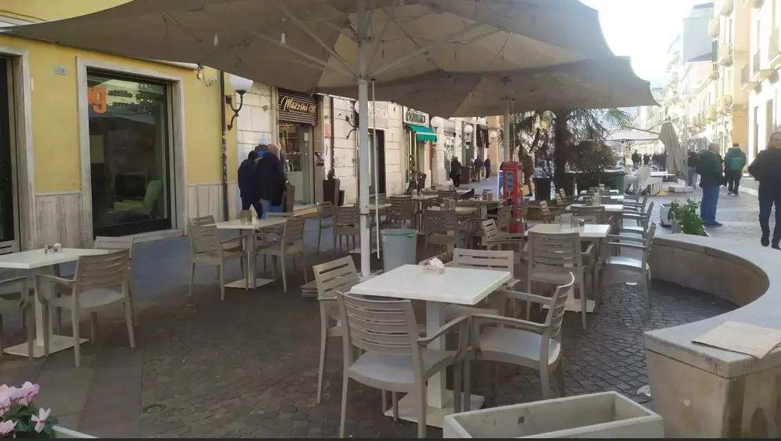 Cosenza, confronto con le associazioni: Caruso annuncia tagli alle tariffe e una nuova rateizzazione per i commercianti