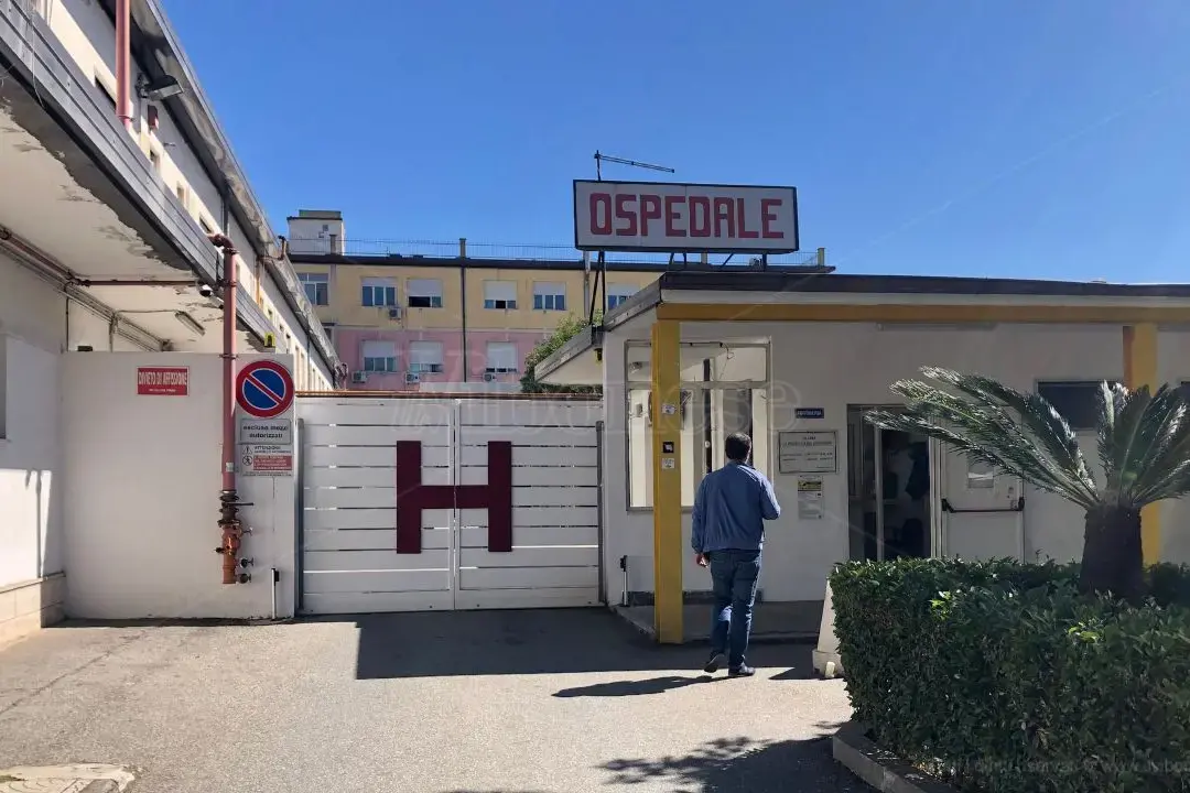 Vibo, la commossa lettera di un paziente che ringrazia il reparto di Chirurgia dello Jazzolino\n