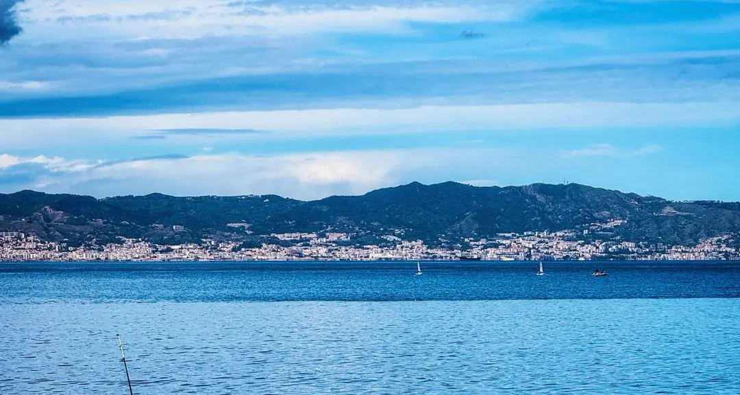 Il tempo sospeso tra le onde\n